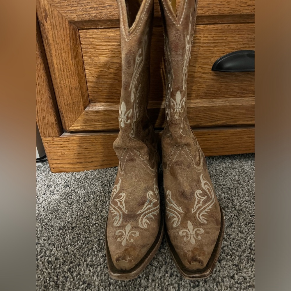 Corral cowboy boots